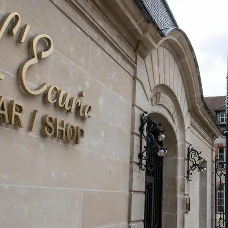 Hotel Les Du Champagne De Venoge 4*