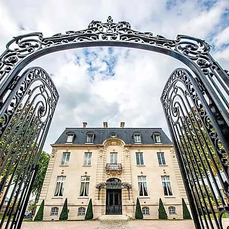 Les Du Champagne De Venoge 4*