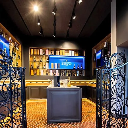 Les Du Champagne De Venoge 4* Epernay