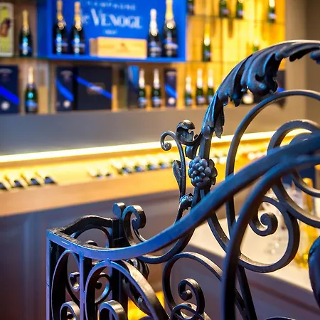 Appart hôtel Les Du 33 Épernay