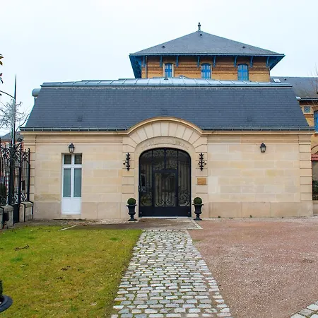 Les Du Champagne De Venoge Aparthotel Épernay