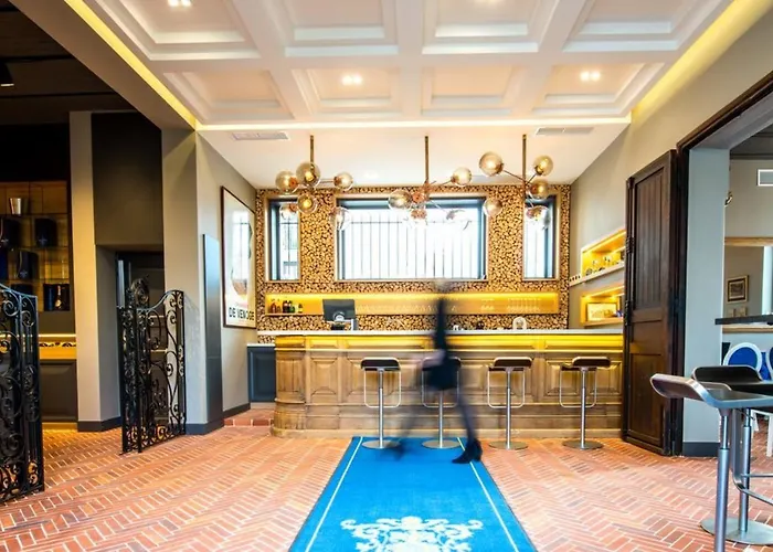 Les Du Champagne De Venoge 4* エペルネー