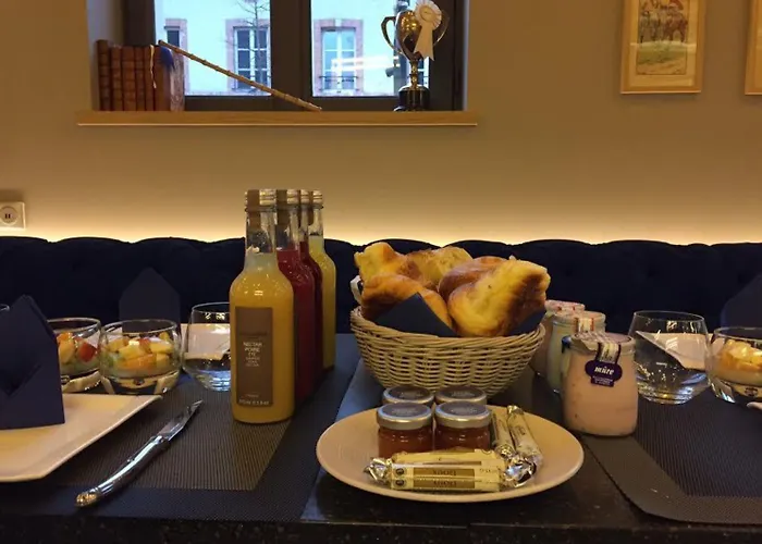 Les Du Champagne De Venoge 4* エペルネー